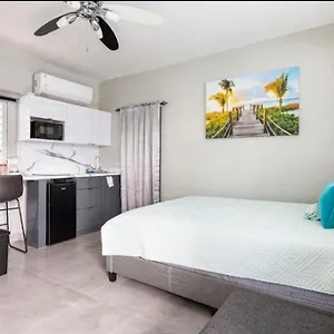 Ocean Pearl 2 Apartment